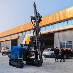 蓝色光伏潜孔钻机