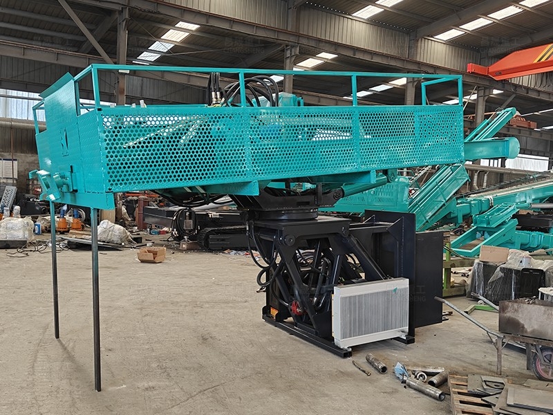 吊改钻护坡钻机蓝色