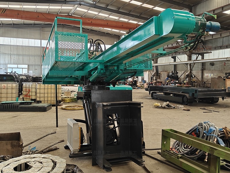 吊改钻护坡钻机蓝色