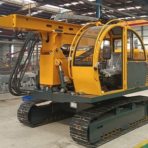 液压光伏打桩机驾驶室款