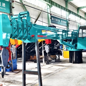 8T船吊带驾驶室